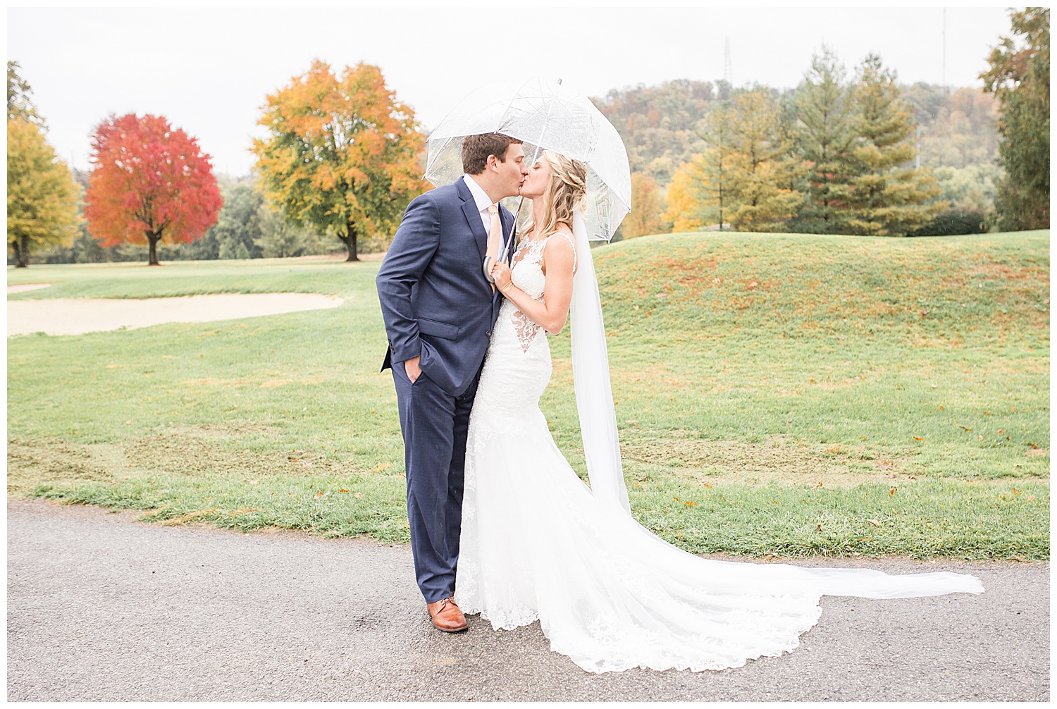 Bride and Groom at Twin Oaks Golf and Plantation Club in Fall