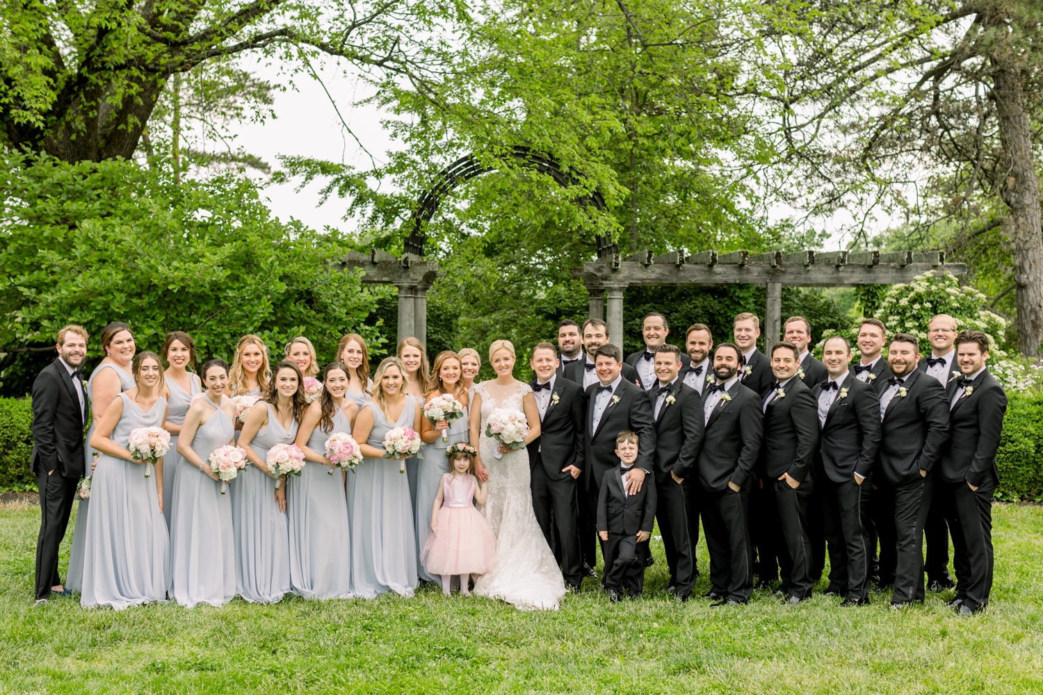 Big Bridal Party in Rose Garden at Ault Park Cincinnati Wedding
